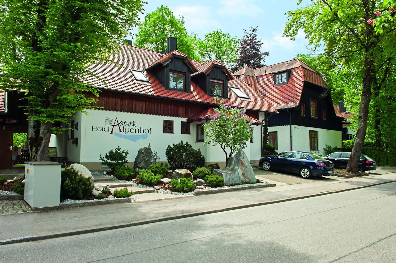 Alpenhof Hotel Gauting Eksteriør billede